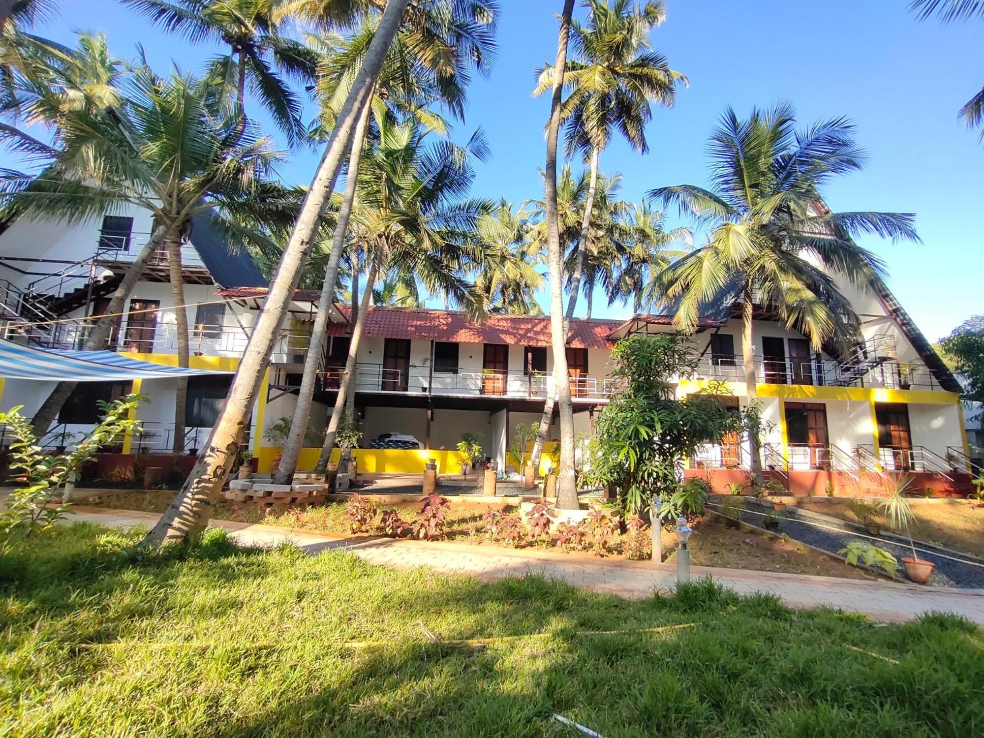 Pv Cottages Serenity Beach ポンディシェリ エクステリア 写真